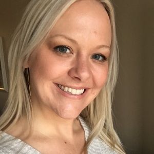 Meet your Posher, Liz